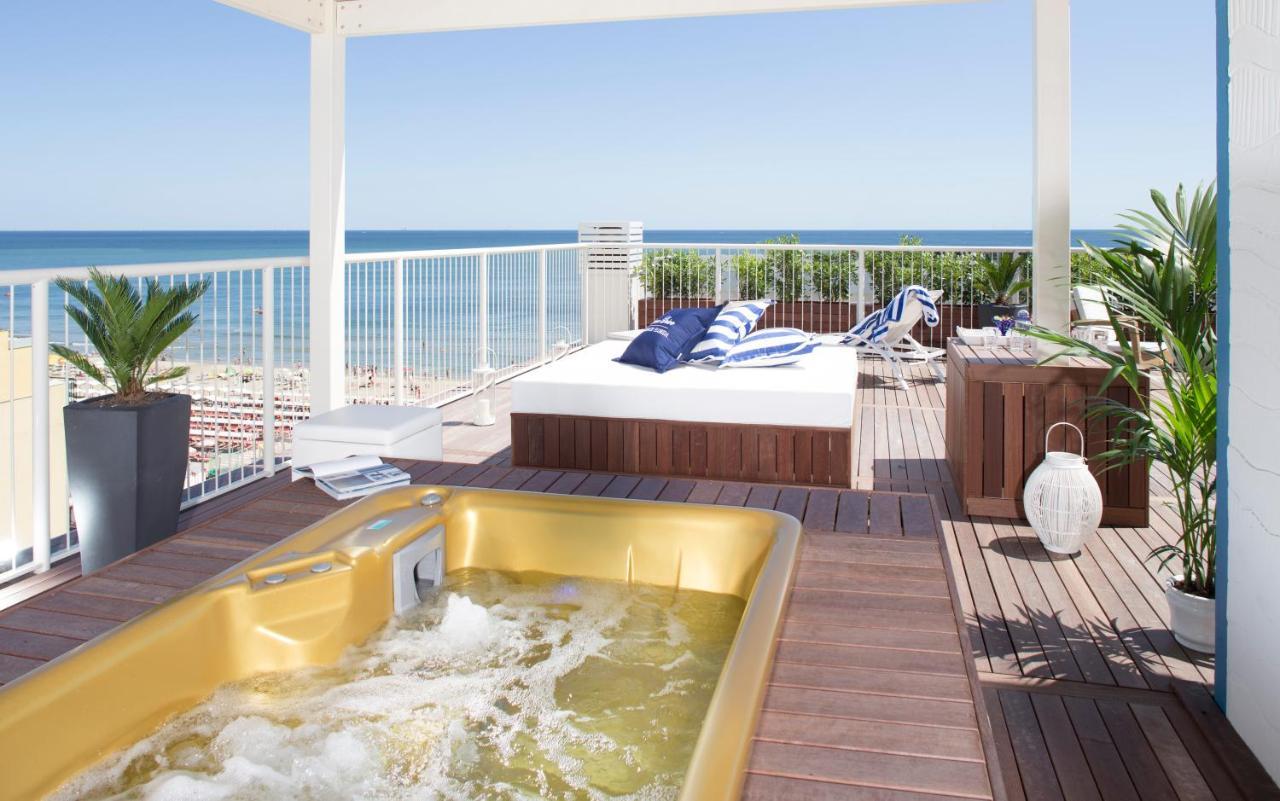 Hotel Apollo Riccione Eksteriør billede