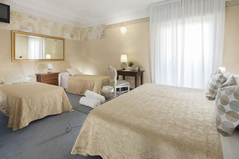 Hotel Apollo Riccione Eksteriør billede