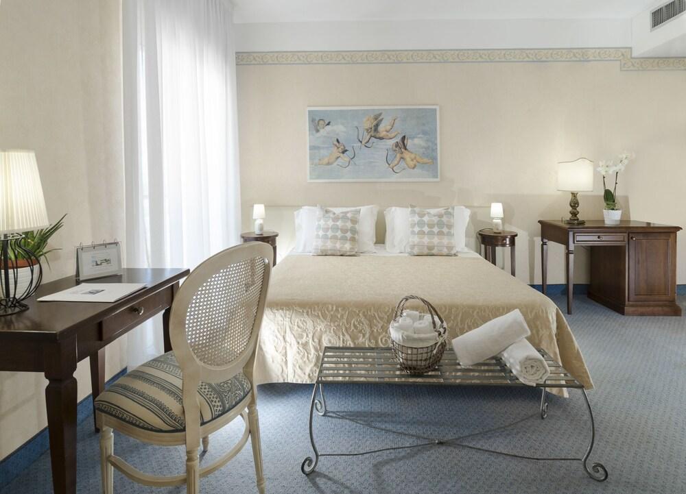 Hotel Apollo Riccione Eksteriør billede