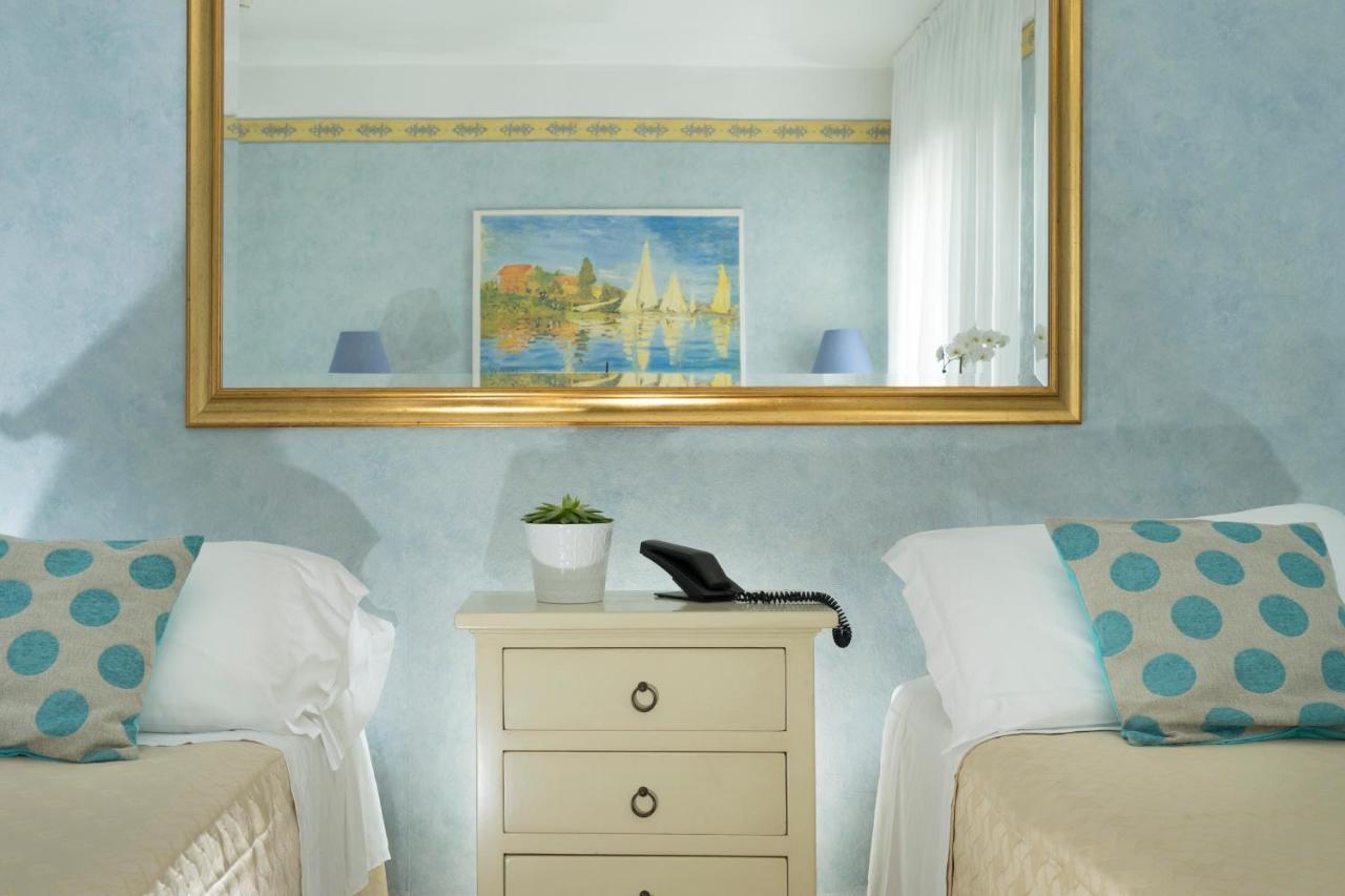 Hotel Apollo Riccione Eksteriør billede