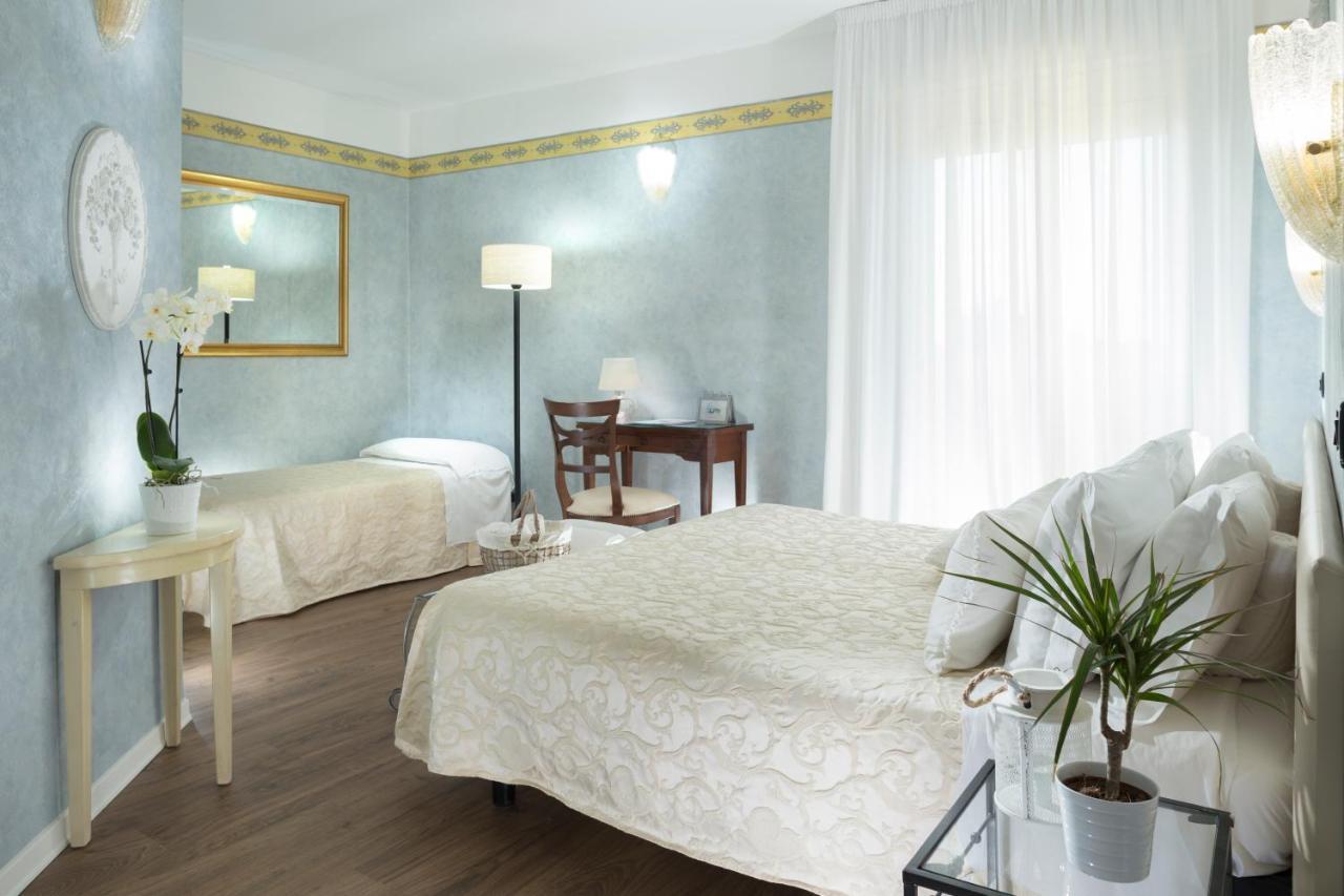 Hotel Apollo Riccione Eksteriør billede